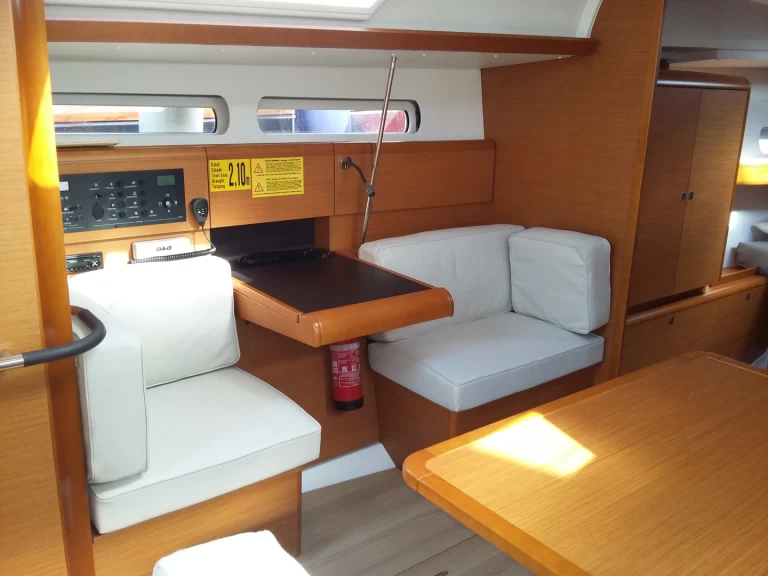 Noleggio barche Palamós economico Sun Odyssey 419
