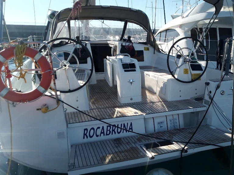 Noleggio barche Jeanneau Sun Odyssey 410 a Palamós su Samboat