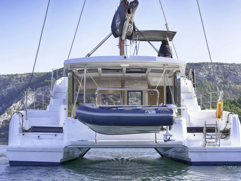 Noleggio Catamarano Bali con patente nautica