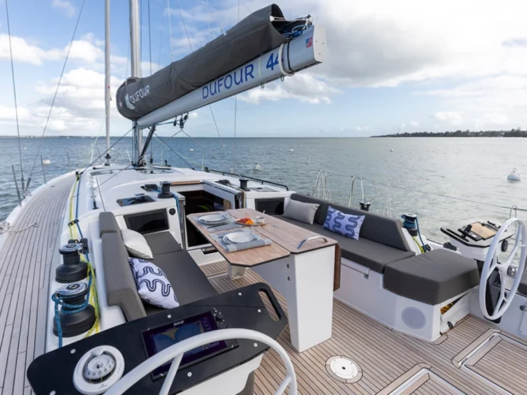 Noleggio Barca a vela a Álimos – Dufour Dufour 44