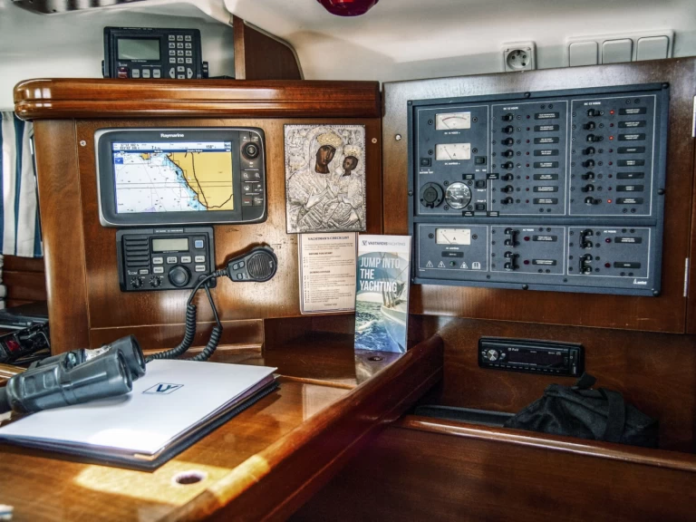 Noleggio Barca a vela a Kallithea – Bénéteau Oceanis 473