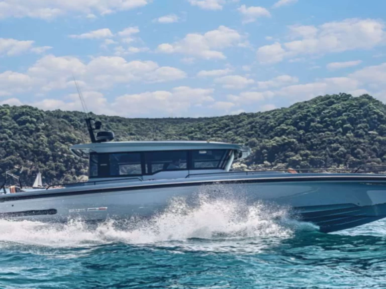 Noleggio a Portofino – Axopar Axopar 37 XC Cross Cabin su SamBoat