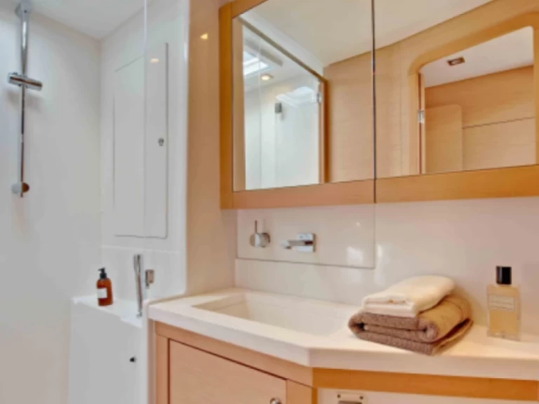 Noleggiare una Lagoon Lagoon 450 F a Portofino