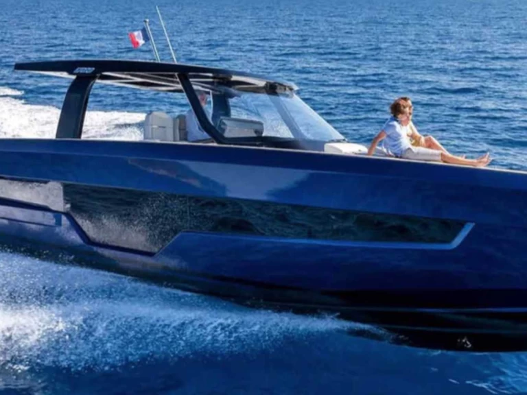 Noleggiare una Fjord 41XL a Marina Botafoch