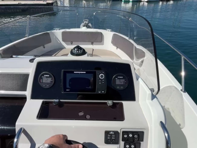 Noleggio Barca a motore a Marsiglia – Jeanneau Cap Camarat 7.5 CC Serie 2