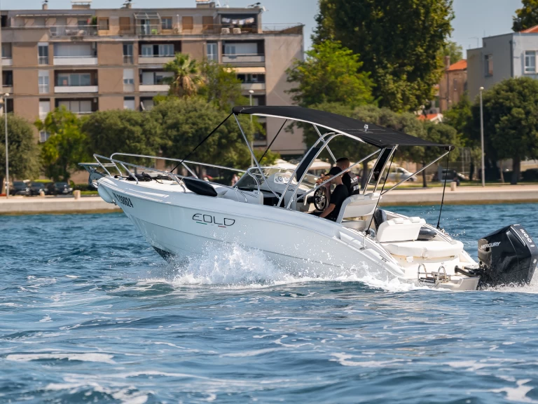 Noleggio a Zara – Eolo 730 HBS su SamBoat