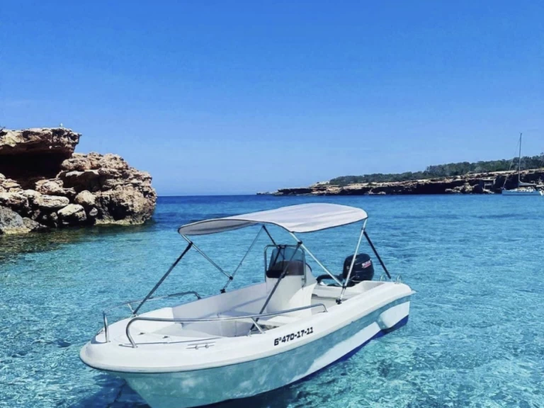 Noleggio Barca a motore Astec con patente nautica