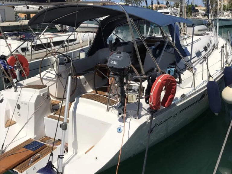 Noleggiare una Elan Elan 45 a Vlycho