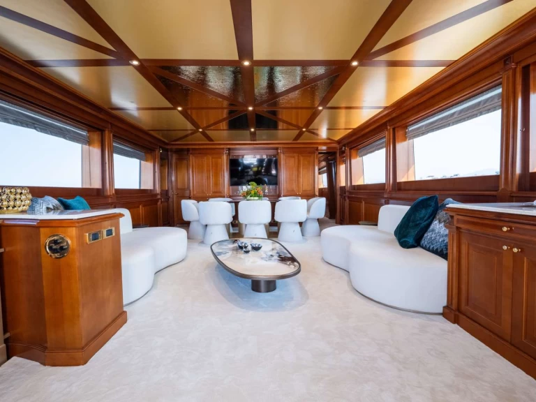 Noleggiare una Baglietto AQUILA a Ellinikó