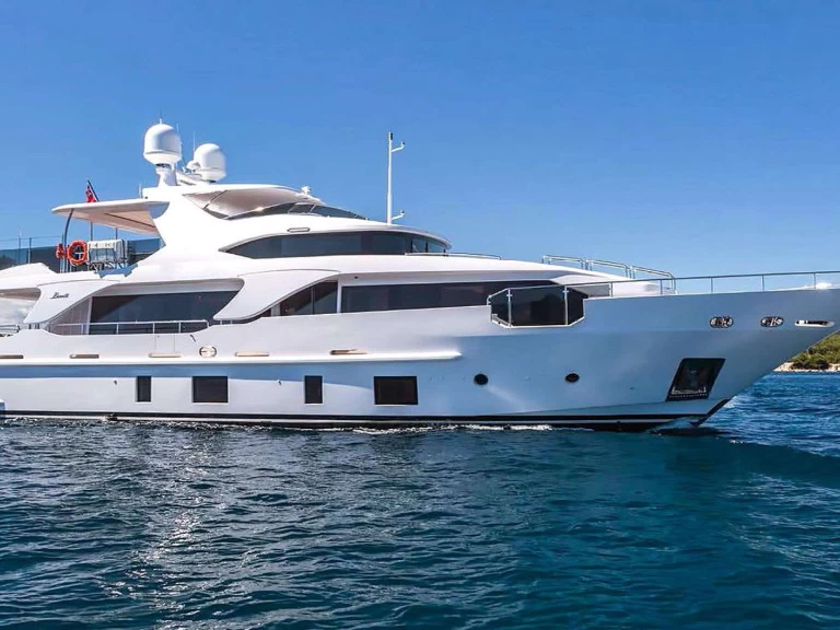 Benetti GALA I da affittare a  Atene