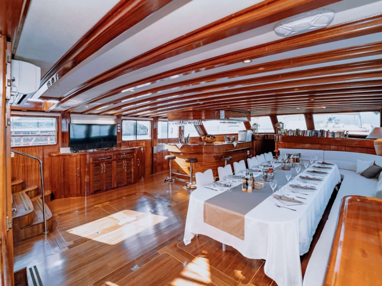 Noleggio Yacht di lusso con o senza skipper Custom Gulet-Motor Sailor a Fethiye