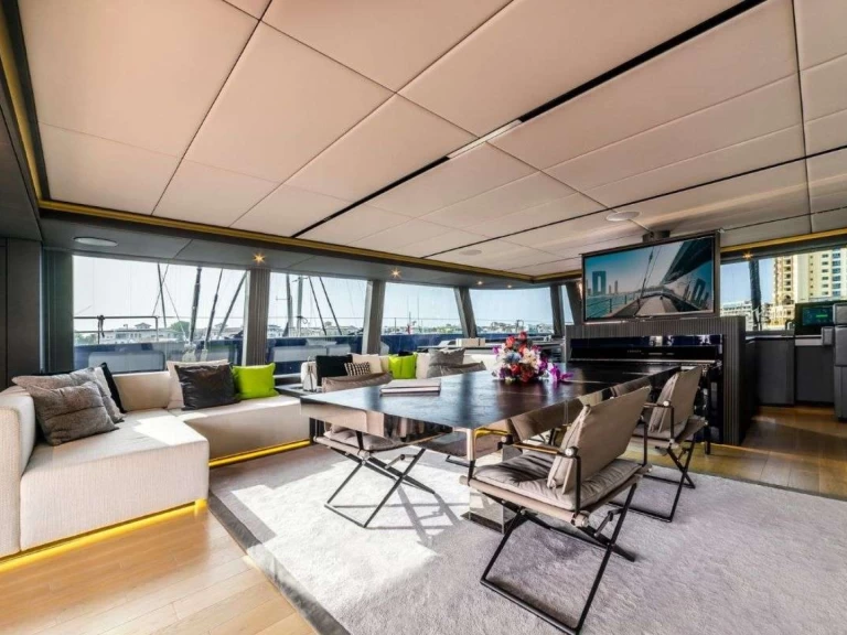 Noleggio Yacht di lusso Sunreef con patente nautica