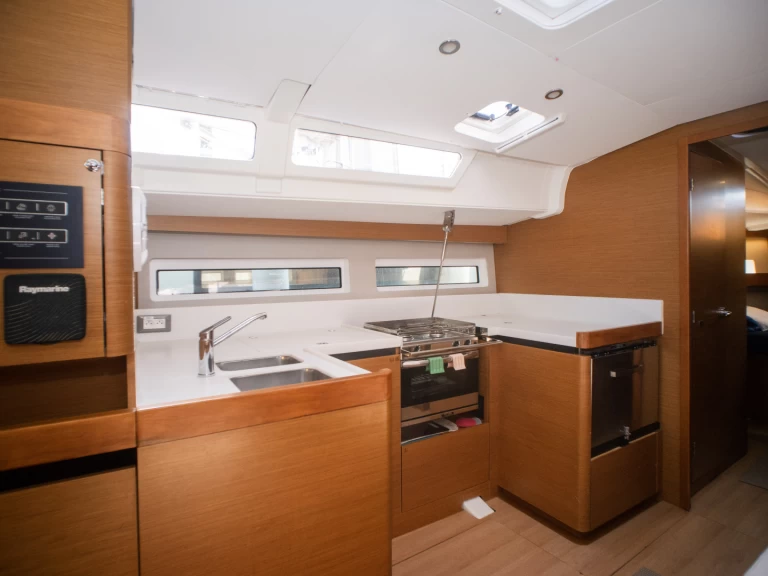Noleggio barche Jeanneau Sun Odyssey 490 a Olbia su Samboat