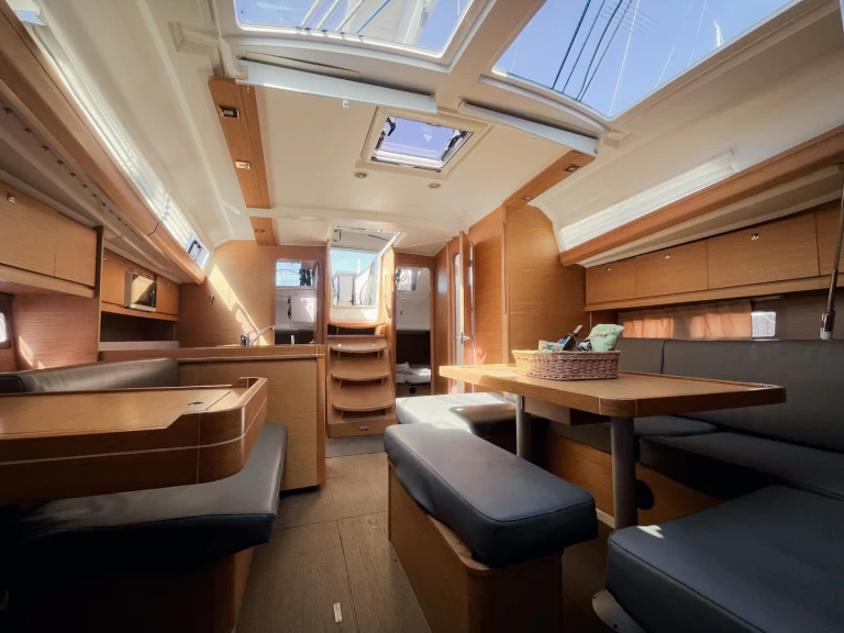 Noleggio Barca a vela a Olbia – Dufour Dufour 412 Grand Large