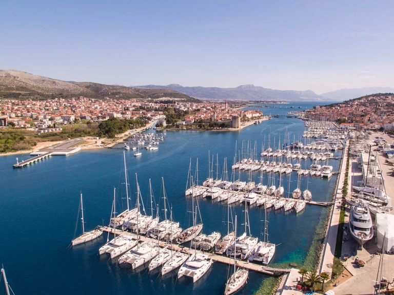 Noleggio Barca a motore Finnmaster con patente nautica