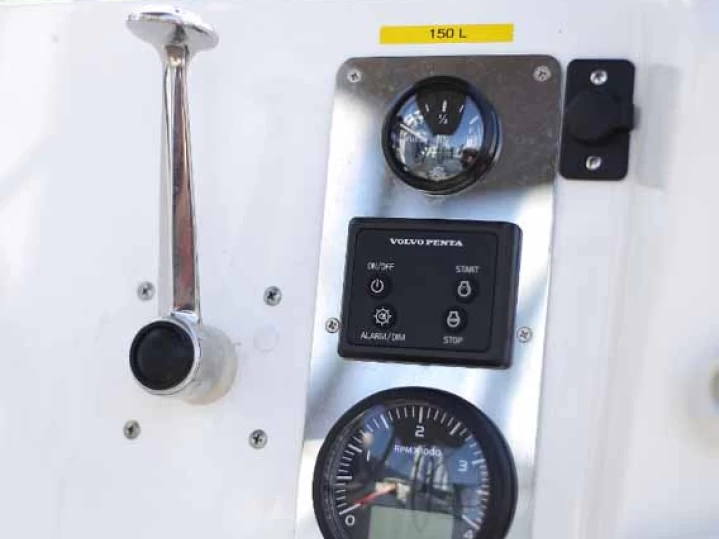 Noleggio a Zara – Bavaria Cruiser 34 su SamBoat