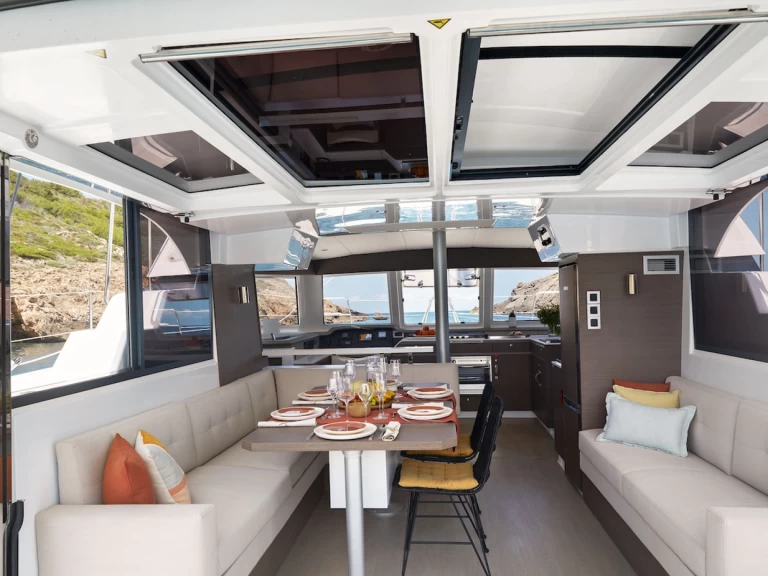 Noleggio Catamarano Bali con patente nautica