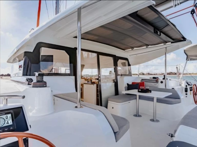 Excess Excess 11 da affittare a  Lefkáda