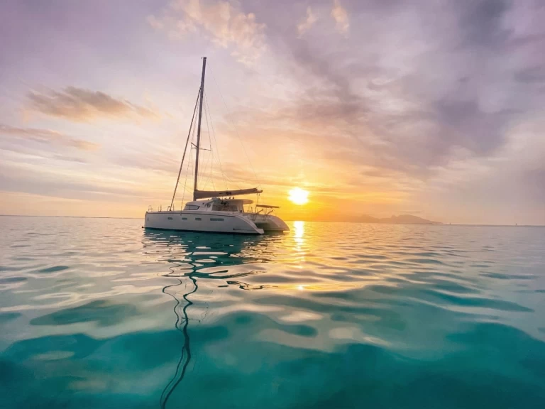 Noleggio Catamarano Lagoon con patente nautica