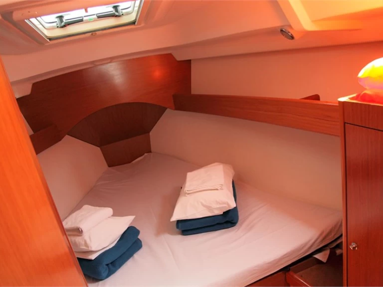 Noleggio Barca a vela Bénéteau con patente nautica