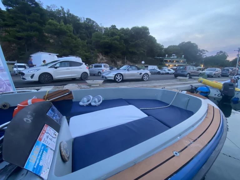 Noleggio a Cagliari – Sonni vega Sport luxury su SamBoat