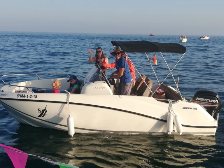 Noleggio Barca a motore a Estepona – Quicksilver Activ 555 Open