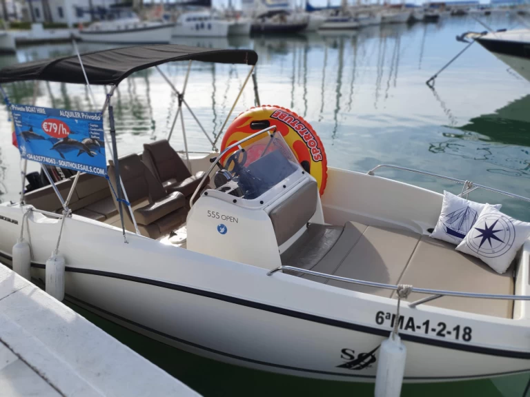 Noleggio Barca a motore Quicksilver con patente nautica