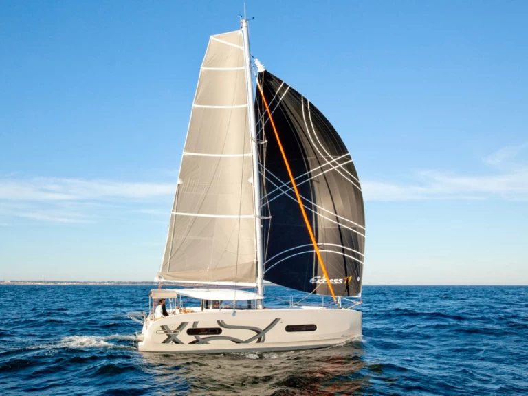 Noleggio Catamarano a Taranto – Excess Excess 11