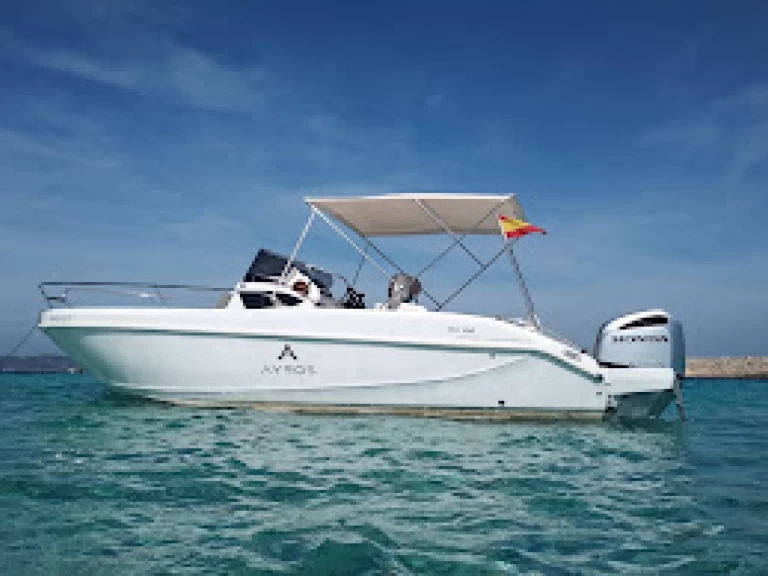 Noleggio Barca a motore  con patente nautica