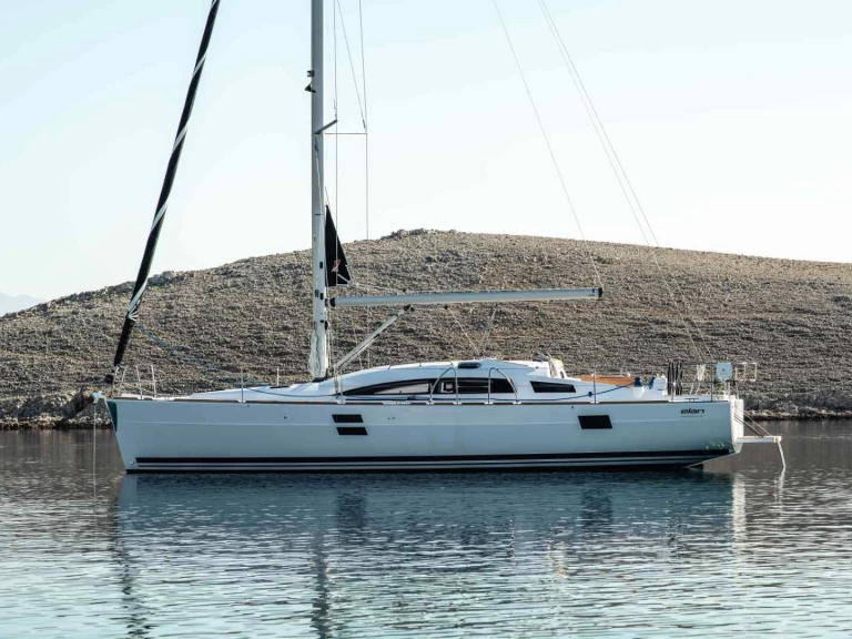 Noleggiare una Elan Impression 40.1 a Ibiza Town