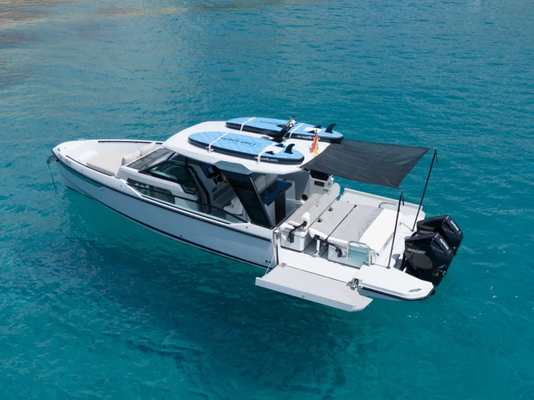 Noleggio Barca a motore Saxdor con patente nautica