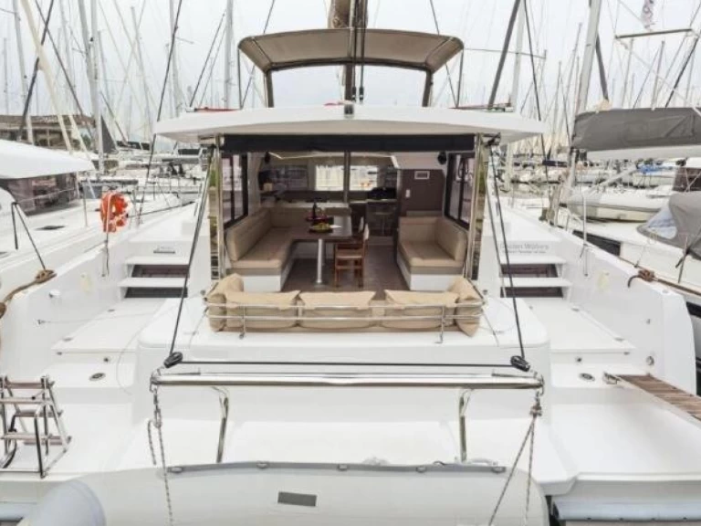 Noleggio Catamarano con o senza skipper Bali a Álimos