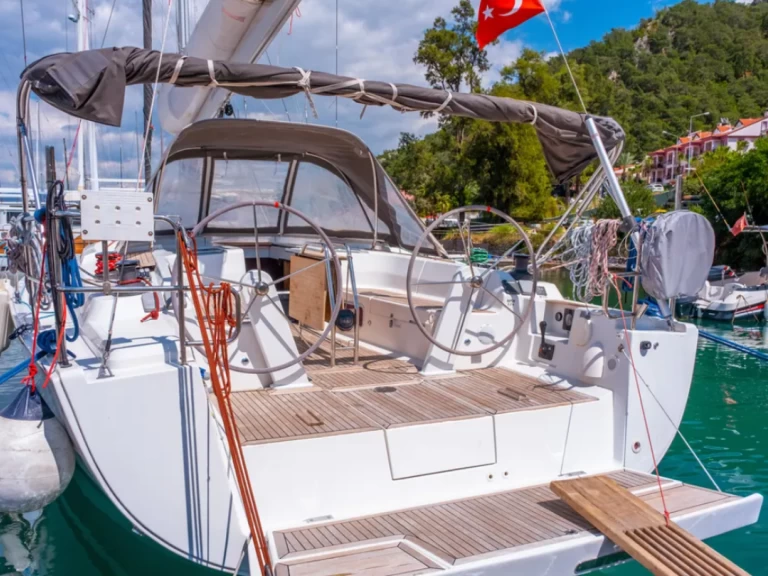 Noleggio barche Hanse Hanse 445 a Fethiye su Samboat