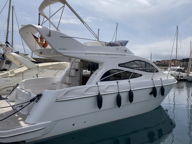 Noleggiare una Genesis Del plata  a Badia de Cadaqués