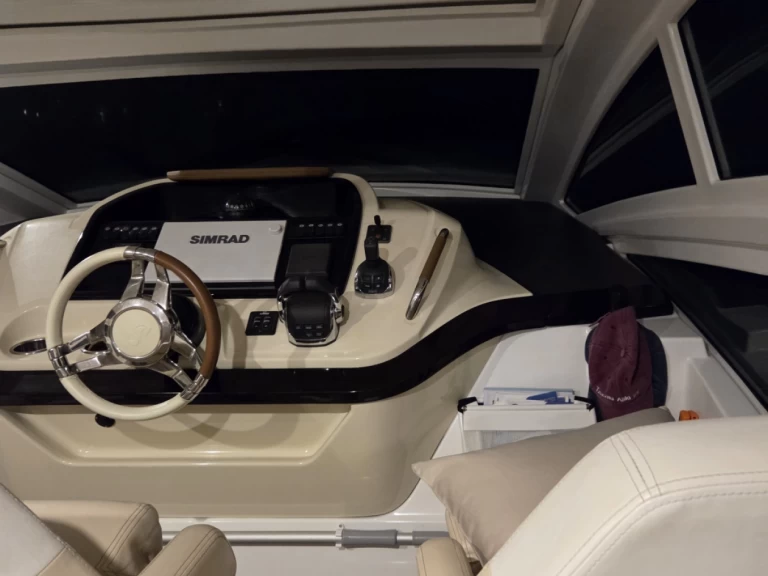 Noleggiare una Bénéteau Gran Turismo 40 a Porto-Vecchio