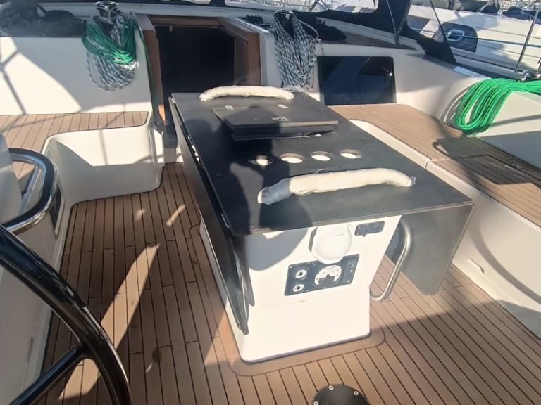 Noleggio Barca a vela D&D Yacht con patente nautica
