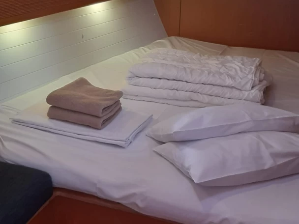 Noleggiare una Bavaria Cruiser 45 a Trogir