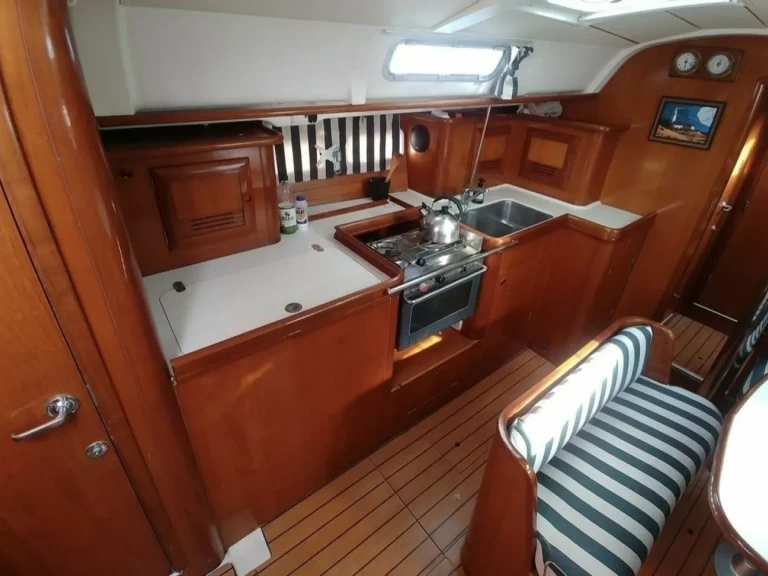 Noleggio a Sámi – Bénéteau Oceanis 411 Clipper su SamBoat