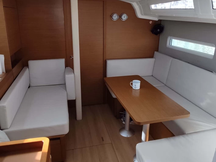 Noleggio Barca a vela con o senza skipper Jeanneau a Il Pireo