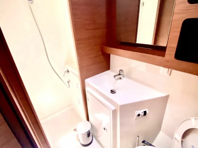 Catamarano a noleggio a Palioúri al miglior prezzo