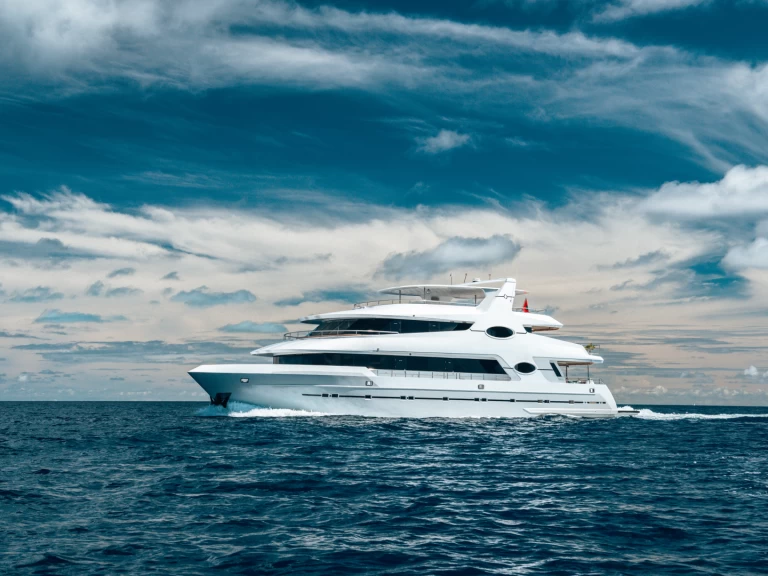  Luxury Motor Yacht  da affittare a  Malé