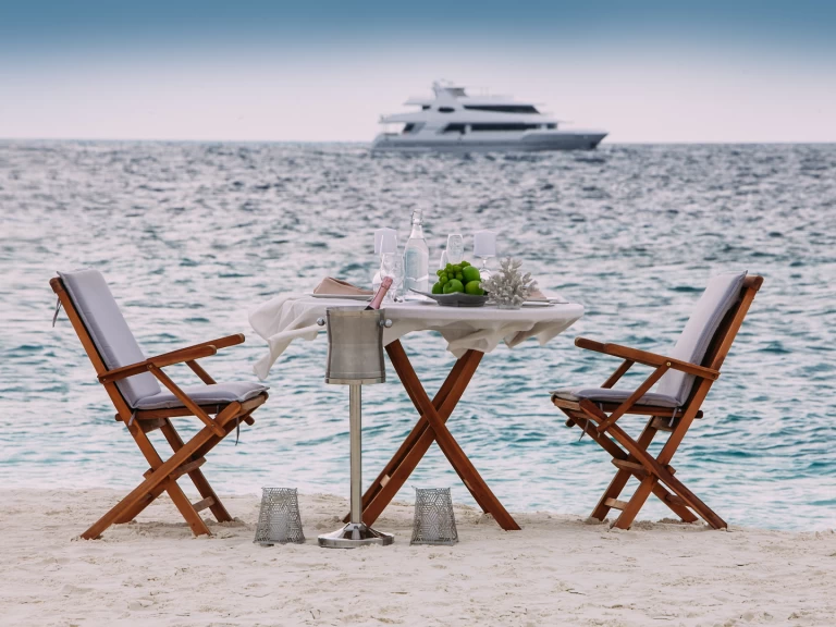 Noleggio barche  Luxury Motor Yacht  a Malé su Samboat