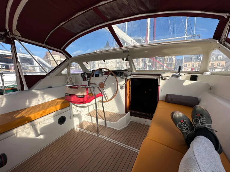 Noleggio Barca a vela Amel con patente nautica