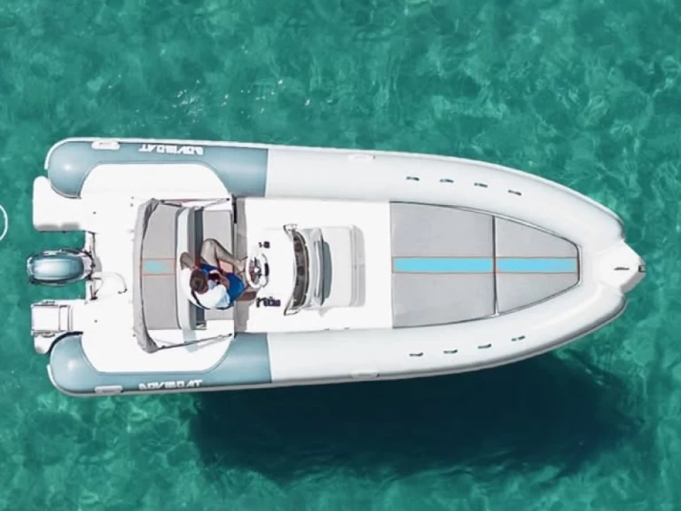 Noleggio Gommone con o senza skipper Doviboat a Bacoli