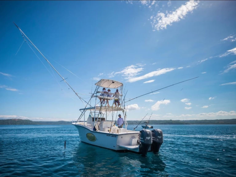 Noleggio barche Custom Fisherman 35FT  a Coco Bay su Samboat