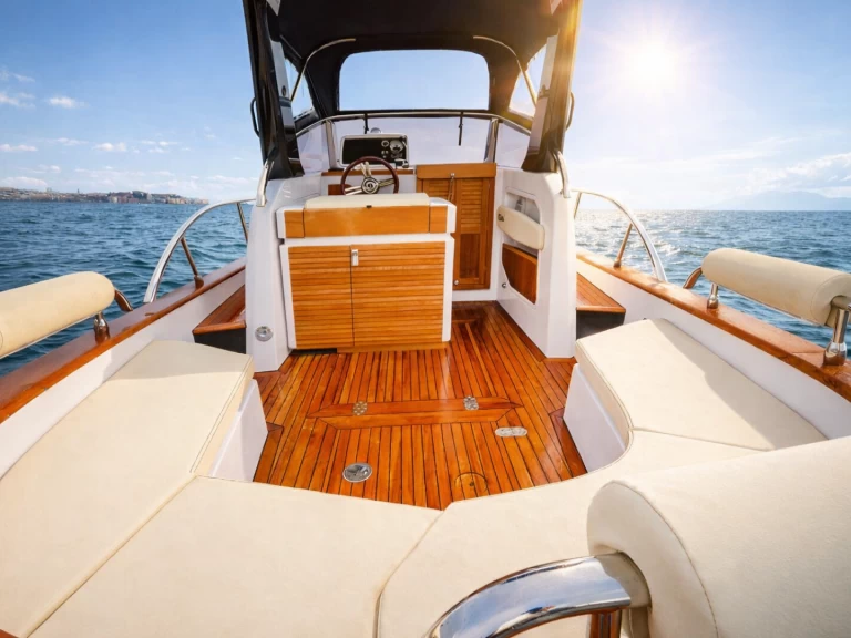 Noleggio a Capri – Salpa SUNSIX su SamBoat