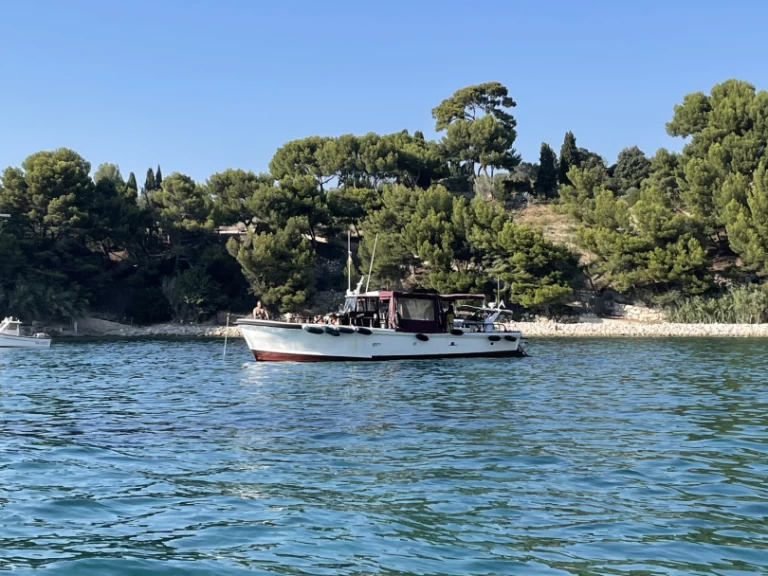 Noleggio Barca a motore a Cassis – Pantasso Bateau en bois 