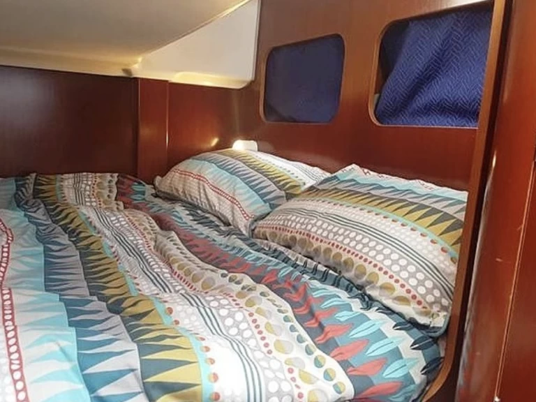 Noleggio Barca a motore Bénéteau con patente nautica