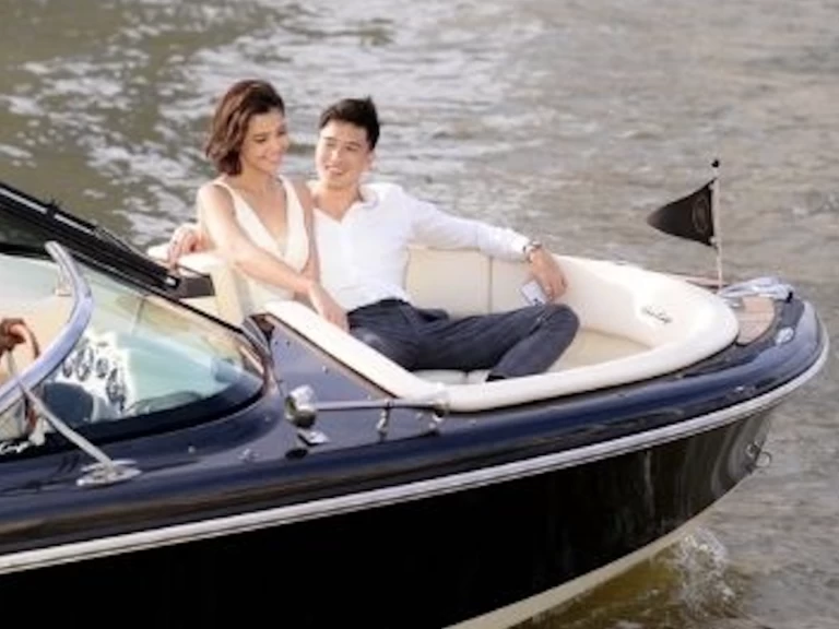 Noleggio barche Chris Craft Carina 21 a Bang Kho laen su Samboat