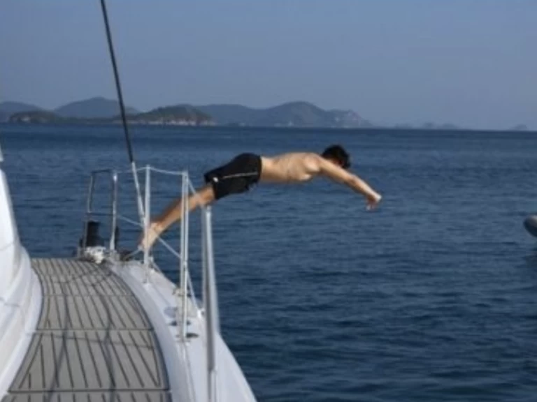 Noleggio Catamarano Bali con patente nautica